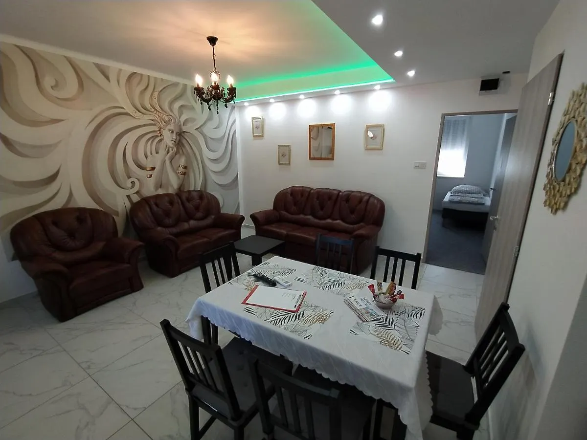 Emmabella Apartmanok Eger Apartment