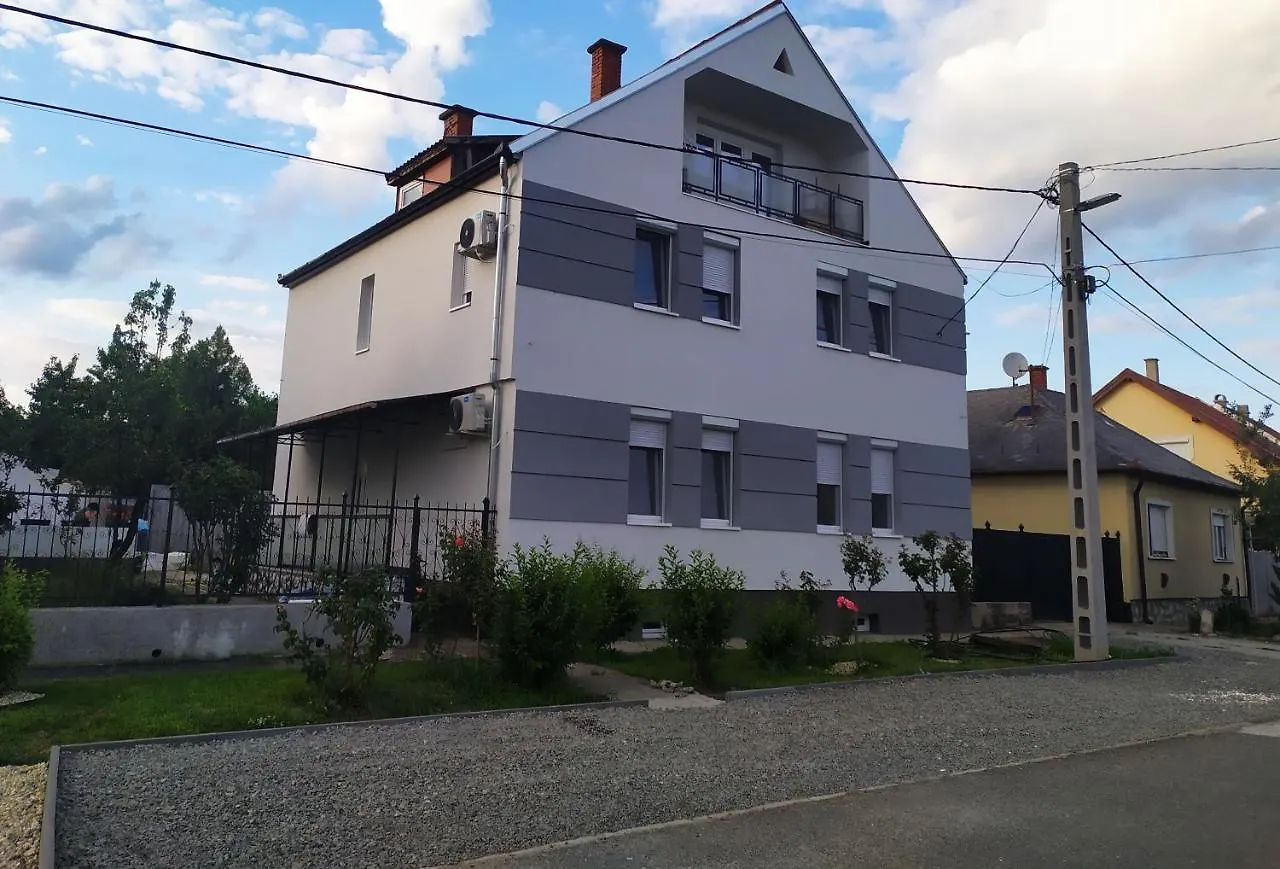 Emmabella Apartmanok Eger 0*,  Hungary
